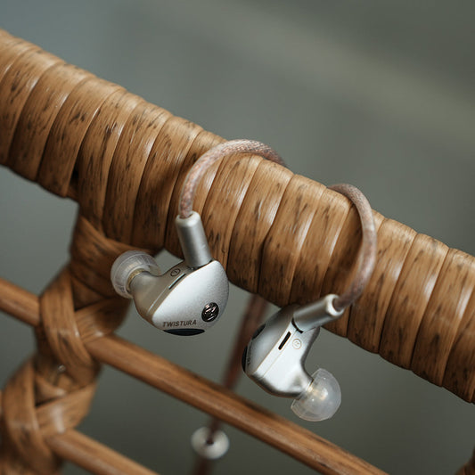 Twistura Woodnote — A Masterpiece of Tonality and Craftsmanship